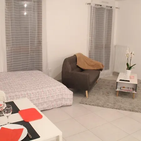 Apartment Equipe, Cosy